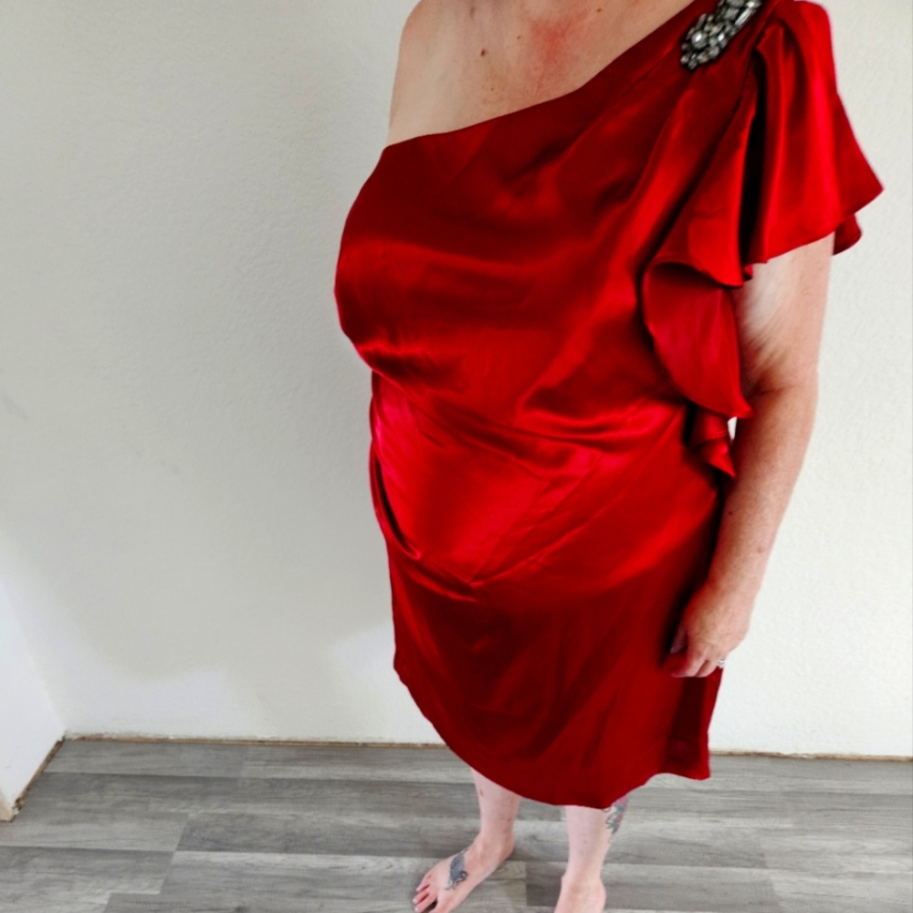 One shoulder cocktail dress